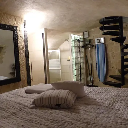 Apartman Unique Souplex On Ile Saint Louis